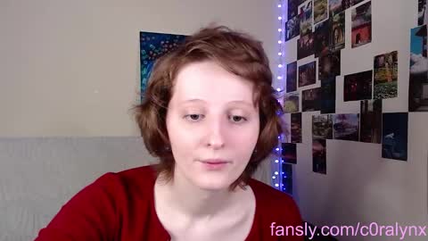 Snapshot of c0ralynx chatting on March 4, 2:10 pm C0ralynx online show from March 4, 2:10 pm