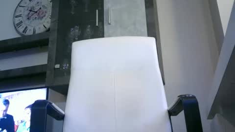 Snapshot of c534963 chatting on December 15, 8:35 pm supersperm online show from December 15, 8:35 pm