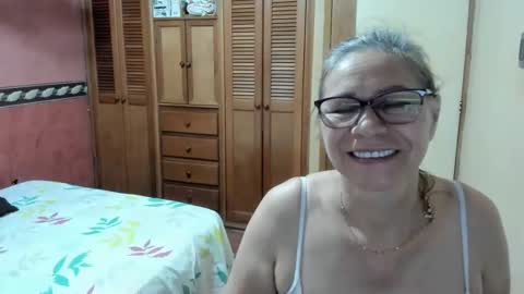 Snapshot of caarlaa_69 chatting on January 26, 10:02 am caarlaa_69 online show from January 26, 10:02 am