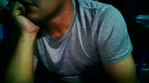 Snapshot of cachito83915 chatting on September 28, 2:28 am Cachudosexy online show from September 28, 2:28 am