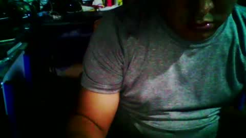 Snapshot of cachito83915 chatting on September 29, 3:11 am Cachudosexy online show from September 29, 3:11 am