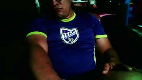 Snapshot of cachito83915 chatting on October 1, 4:40 am Cachudosexy online show from October 1, 4:40 am