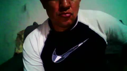 Snapshot of cachito83915 chatting on October 8, 4:54 am Cachudosexy online show from October 8, 4:54 am