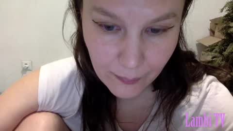 Snapshot of caffeinated_lamb chatting on December 31, 7:18 pm Lamb online show from December 31, 7:18 pm