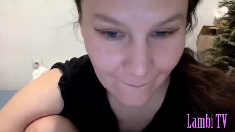 Snapshot of caffeinated_lamb chatting on January 19, 7:15 pm Lamb online show from January 19, 7:15 pm