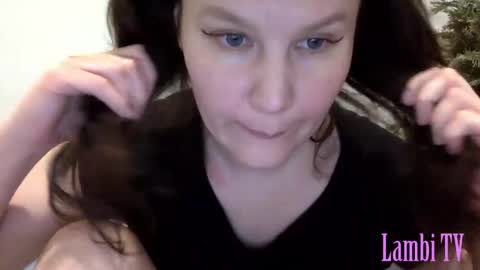 Snapshot of caffeinated_lamb chatting on February 10, 7:28 pm Lamb online show from February 10, 7:28 pm