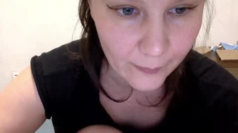 Snapshot of caffeinated_lamb chatting on October 27, 7:18 pm Lamb online show from October 27, 7:18 pm