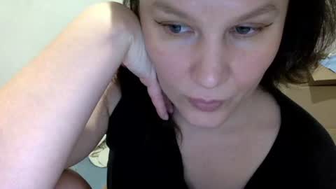 Snapshot of caffeinated_lamb chatting on November 21, 7:01 pm Lamb online show from November 21, 7:01 pm