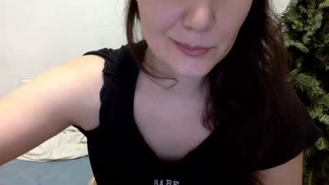 Snapshot of caffeinated_lamb chatting on December 18, 6:58 pm Lamb online show from December 18, 6:58 pm