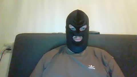 Snapshot of cagegag31 chatting on November 15, 10:26 pm cagegag31 online show from November 15, 10:26 pm