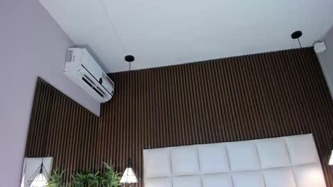 Snapshot of cailynbrowm chatting on November 11, 4:23 am CailynBrown online show from November 11, 4:23 am