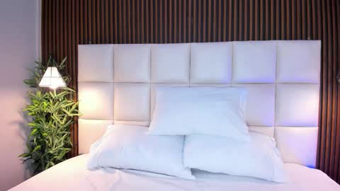 Snapshot of cailynbrowm chatting on November 19, 4:12 am CailynBrown online show from November 19, 4:12 am