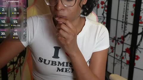 Snapshot of caitlincoxxx chatting on October 5, 2:21 am Caitlins Coxxx online show from October 5, 2:21 am