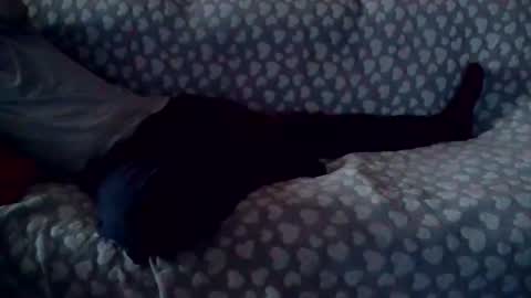 Snapshot of caitlyn_zack chatting on October 13, 12:38 pm Caitlyn and Zack online show from October 13, 12:38 pm