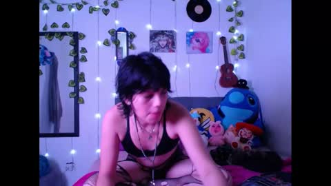 Snapshot of caitlynwheler chatting on January 14, 10:02 pm caitlynwheler online show from January 14, 10:02 pm