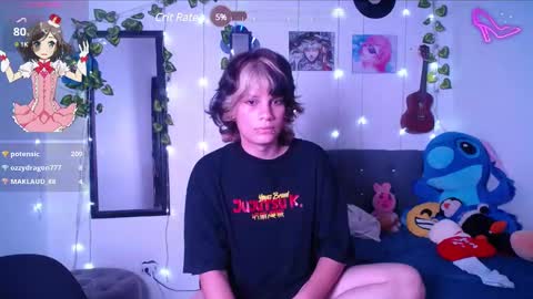 Snapshot of caitlynwheler chatting on March 1, 12:01 pm caitlynwheler online show from March 1, 12:01 pm