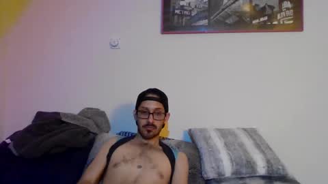 Snapshot of cal_xxx chatting on September 23, 2:03 am Cal XXX online show from September 23, 2:03 am