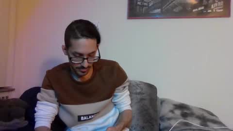 Snapshot of cal_xxx chatting on September 29, 1:33 am Cal XXX online show from September 29, 1:33 am