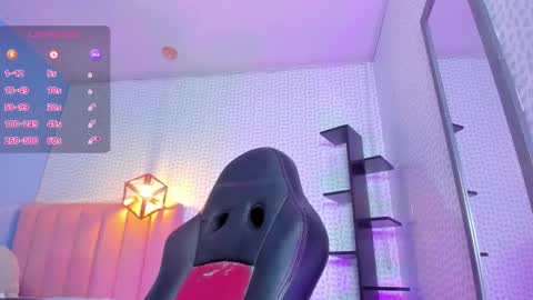 Snapshot of calanthelove chatting on November 10, 3:05 am Calanthe online show from November 10, 3:05 am