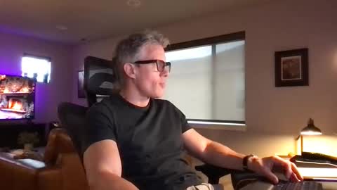 Snapshot of calirsedmo chatting on December 14, 7:18 pm calirsedmo online show from December 14, 7:18 pm