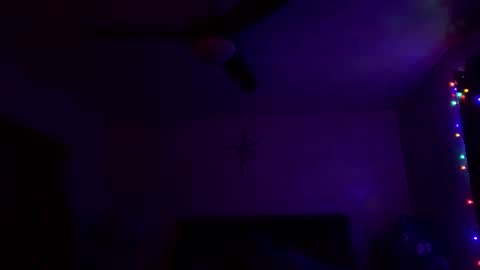 Snapshot of calishop1 chatting on January 14, 1:17 pm calishop1 online show from January 14, 1:17 pm