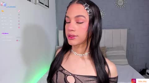 Snapshot of call_me_nora chatting on September 29, 5:01 am NORA online show from September 29, 5:01 am