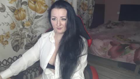 Shaya online show from February 20, 5:51 pm