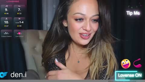 Snapshot of callyina chatting on October 22, 9:47 pm Mirra online show from October 22, 9:47 pm