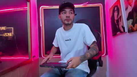 Calvin online show from October 5, 4:00 am