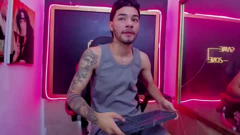 Calvin online show from October 14, 4:02 am
