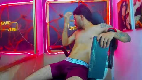 Calvin online show from October 23, 4:23 am