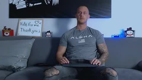 Snapshot of calvinhunt69 chatting on December 19, 12:34 am Calvin online show from December 19, 12:34 am