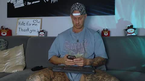 Snapshot of calvinhunt69 chatting on December 21, 10:30 pm Calvin online show from December 21, 10:30 pm