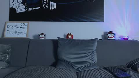 Snapshot of calvinhunt69 chatting on December 31, 6:27 am Calvin online show from December 31, 6:27 am