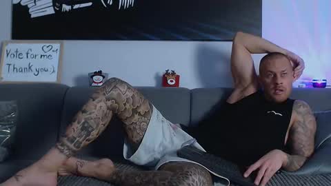 Snapshot of calvinhunt69 chatting on December 31, 9:31 am Calvin online show from December 31, 9:31 am