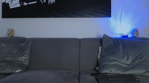 Snapshot of calvinhunt69 chatting on January 15, 9:35 am Calvin online show from January 15, 9:35 am