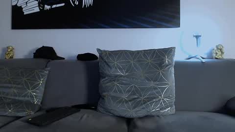 Snapshot of calvinhunt69 chatting on January 19, 9:55 pm Calvin online show from January 19, 9:55 pm