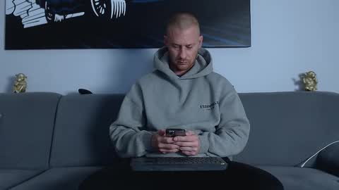 Snapshot of calvinhunt69 chatting on February 12, 8:16 am Calvin online show from February 12, 8:16 am