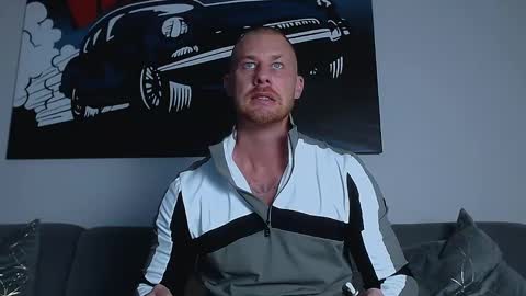 Snapshot of calvinhunt69 chatting on February 17, 4:26 pm Calvin online show from February 17, 4:26 pm