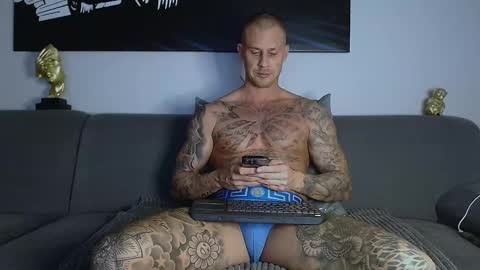 Snapshot of calvinhunt69 chatting on March 5, 8:21 pm Calvin online show from March 5, 8:21 pm