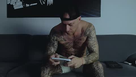 Snapshot of calvinhunt69 chatting on September 10, 9:59 pm Calvin online show from September 10, 9:59 pm