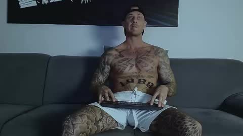 Snapshot of calvinhunt69 chatting on September 16, 12:00 am Calvin online show from September 16, 12:00 am