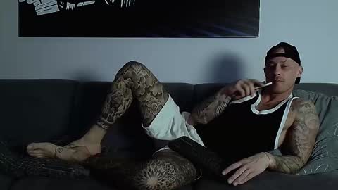 Snapshot of calvinhunt69 chatting on October 23, 8:51 pm Calvin online show from October 23, 8:51 pm