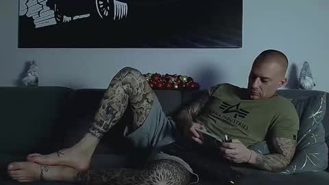 Snapshot of calvinhunt69 chatting on December 4, 9:56 pm Calvin online show from December 4, 9:56 pm