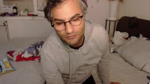 Snapshot of calvinjohnlad chatting on November 8, 6:29 pm Calvinjohnlad online show from November 8, 6:29 pm