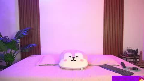 Snapshot of calypso_and_ge1 chatting on October 4, 1:25 am Calypso and Kayla online show from October 4, 1:25 am