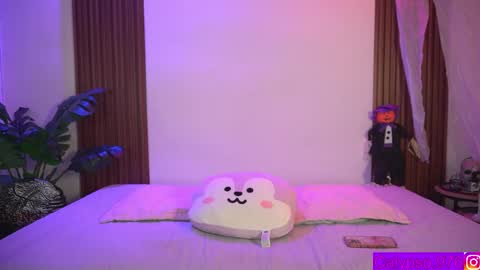 Snapshot of calypso_and_ge1 chatting on October 11, 12:32 am Calypso and Kayla online show from October 11, 12:32 am