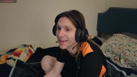 Snapshot of calypsocabal chatting on November 16, 5:46 am Calypso online show from November 16, 5:46 am