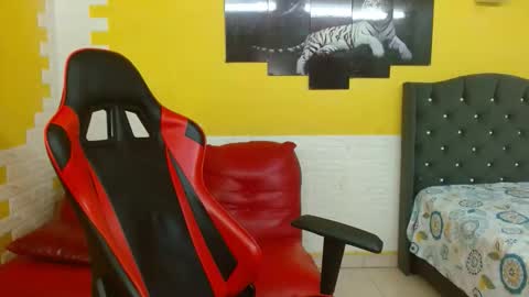 cam_xman online show from February 28, 1:12 pm