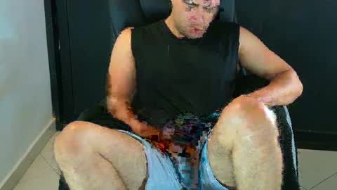 Snapshot of camara110 chatting on February 4, 4:39 pm camara110 online show from February 4, 4:39 pm